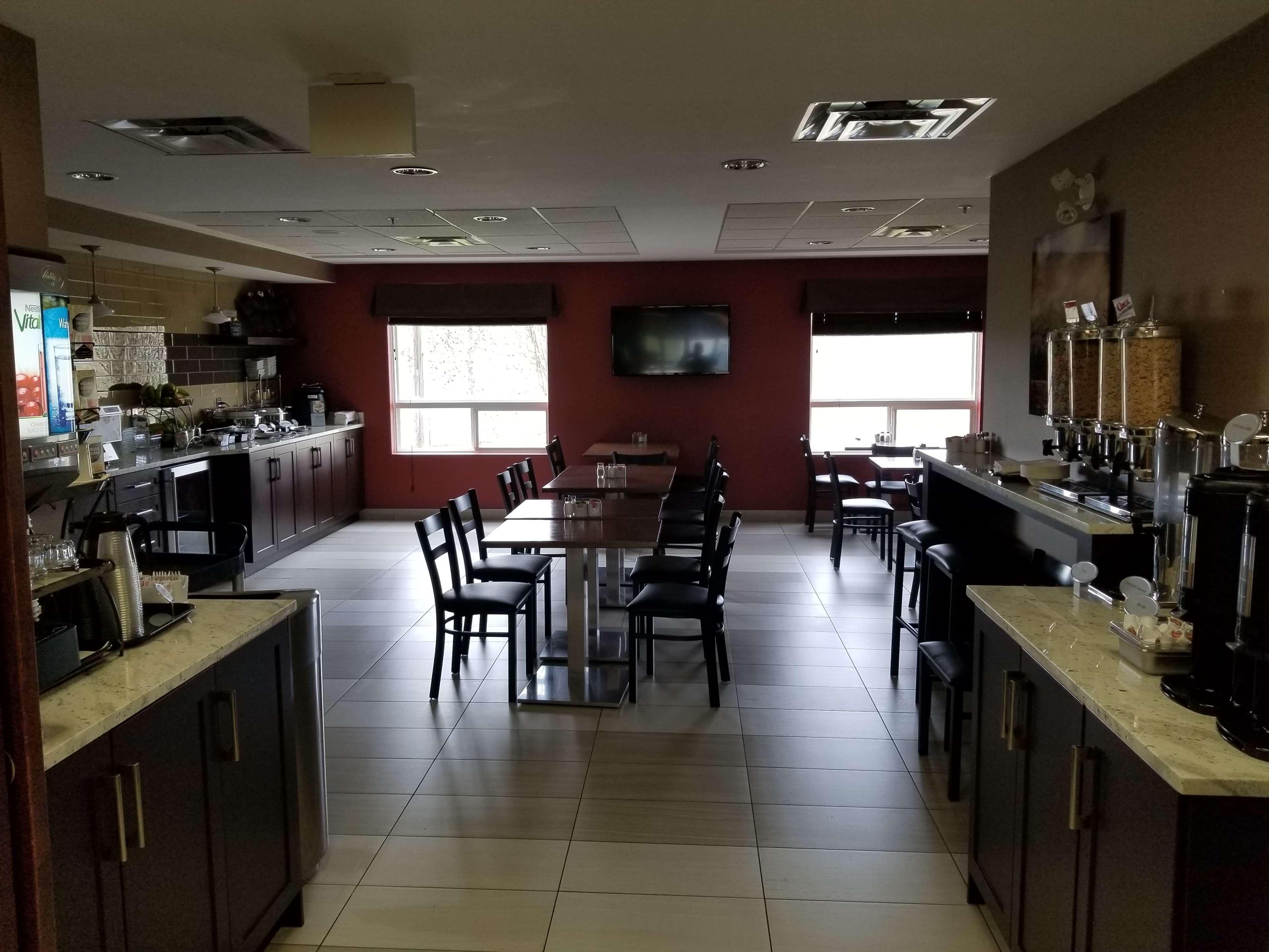 Best Western Plus Red Deer Inn&Suite Exterior foto