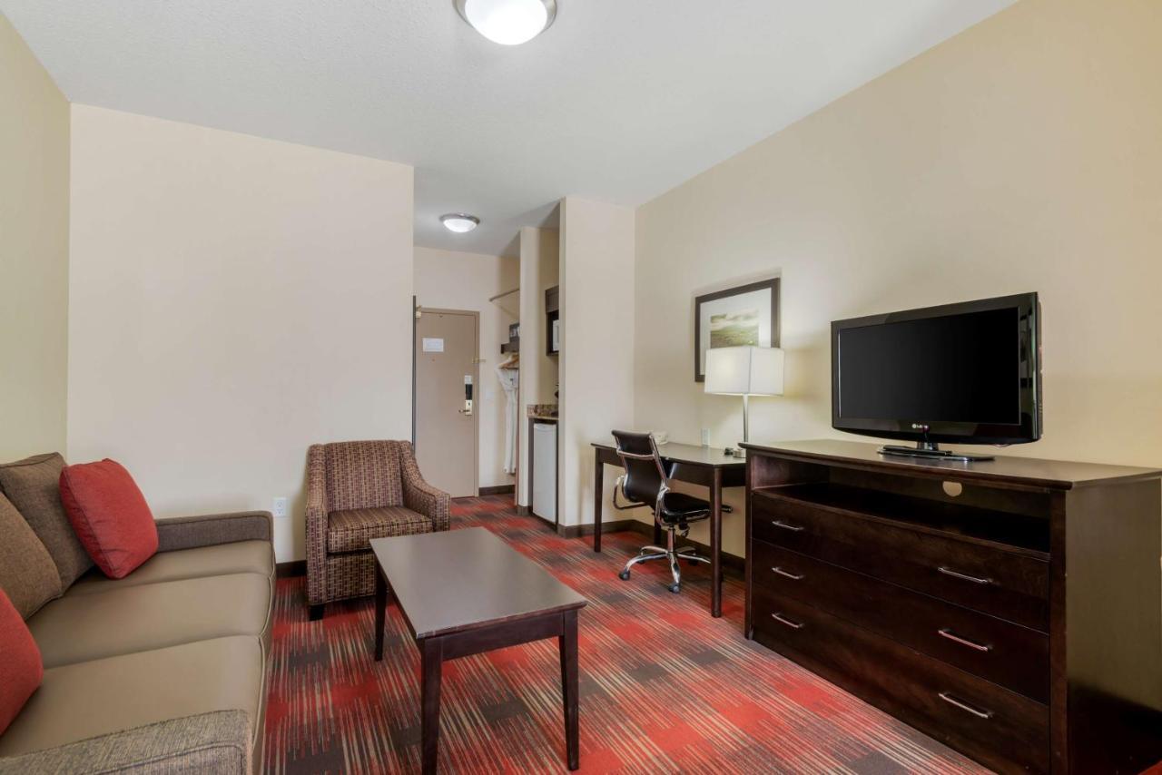 Best Western Plus Red Deer Inn&Suite Exterior foto