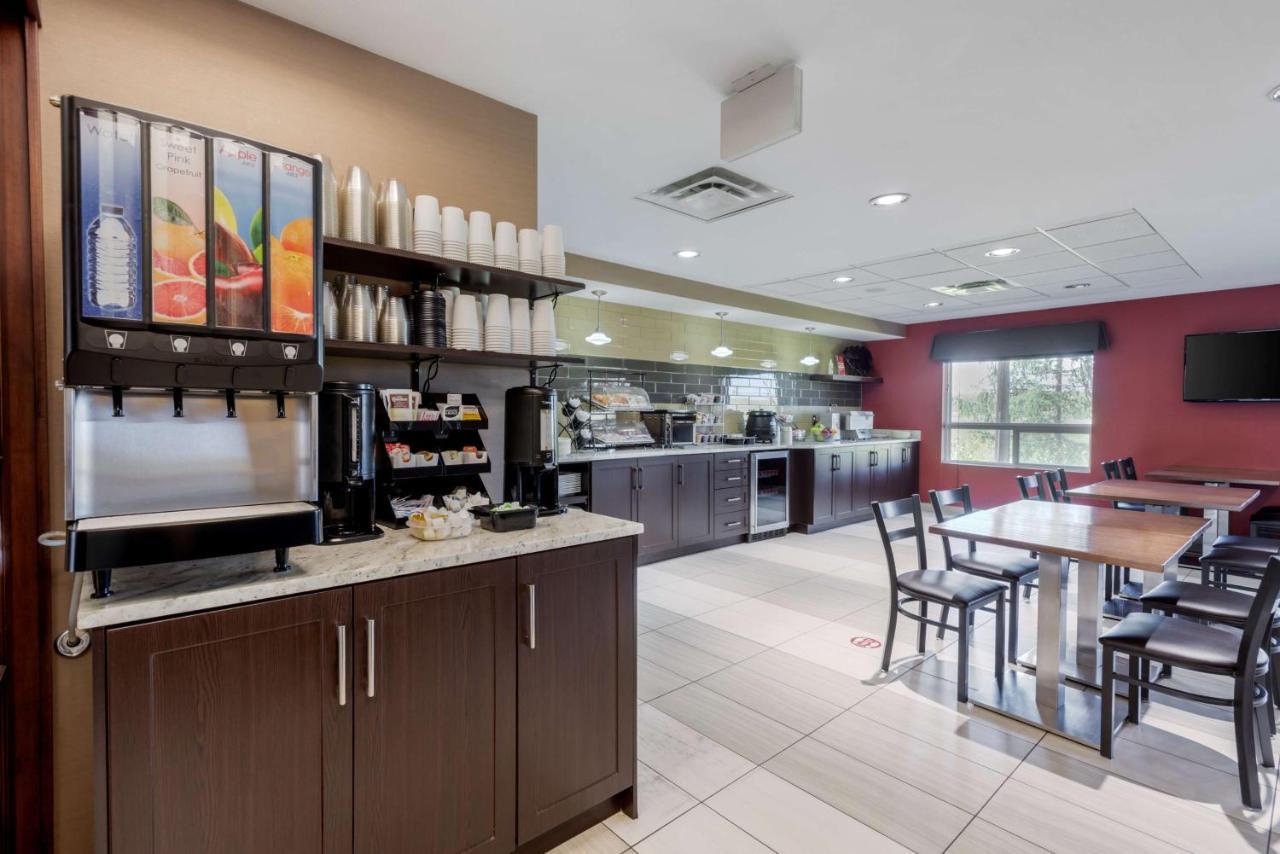 Best Western Plus Red Deer Inn&Suite Exterior foto