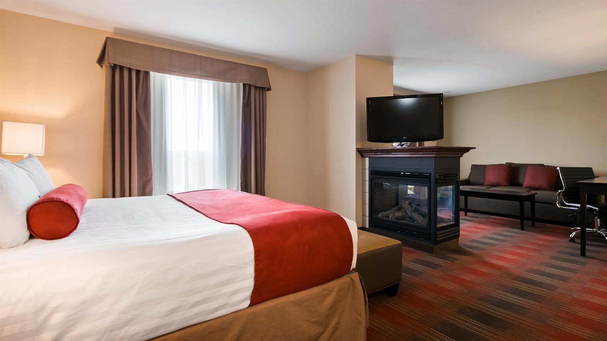 Best Western Plus Red Deer Inn&Suite Exterior foto