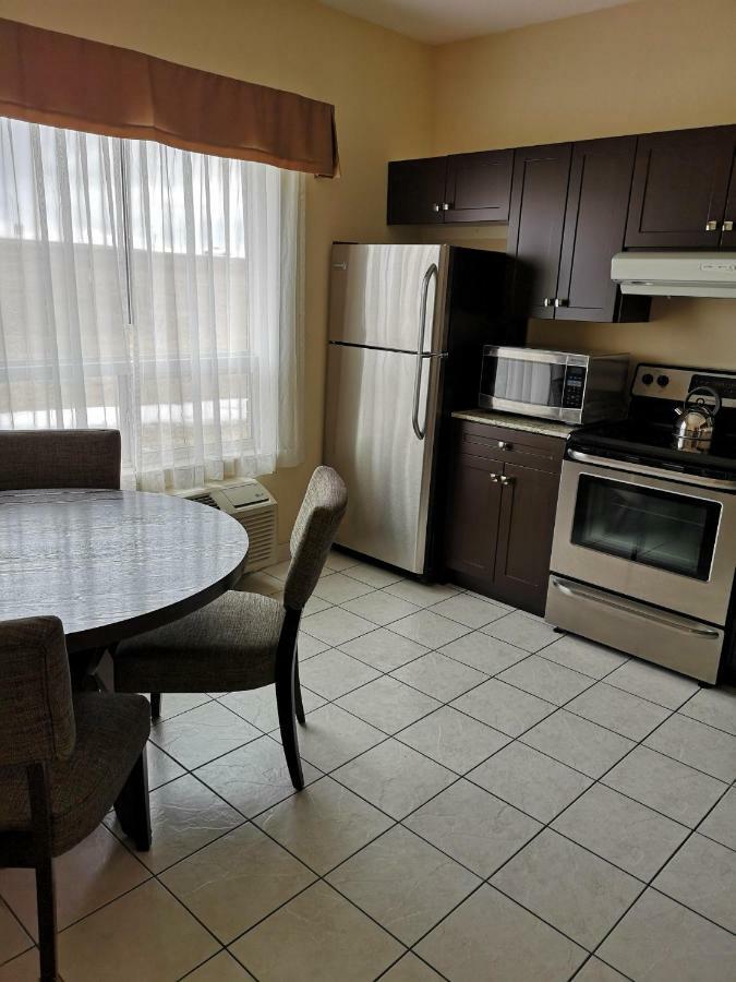 Best Western Plus Red Deer Inn&Suite Exterior foto