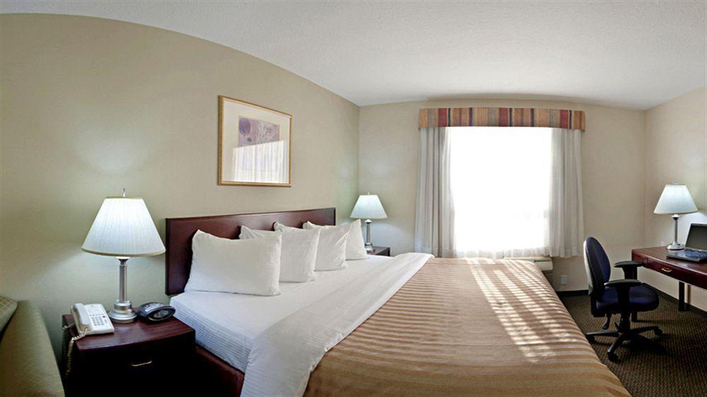 Best Western Plus Red Deer Inn&Suite Exterior foto